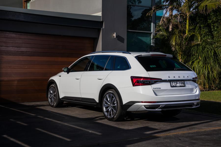  Skoda Superb Scout (3V) 2020 года  (AU) (фото 17 из 35)